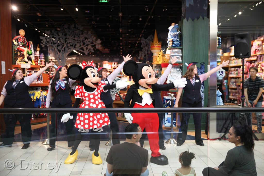 Mickey and Minnie Mouse at Mall of October 8th